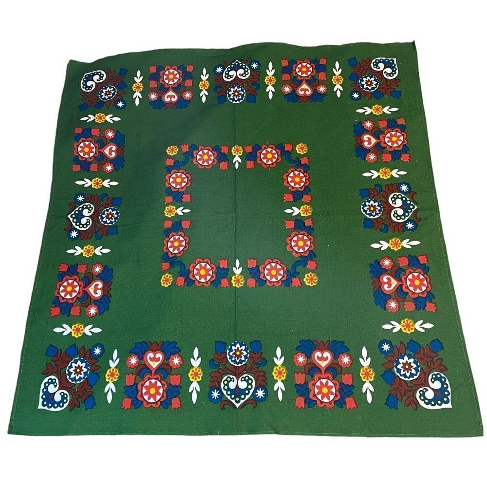 Vintage MCM Green patterned printed  tablecloth